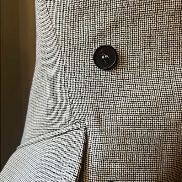 Zara Gray and White Mini Dress - Picture 3 of 4